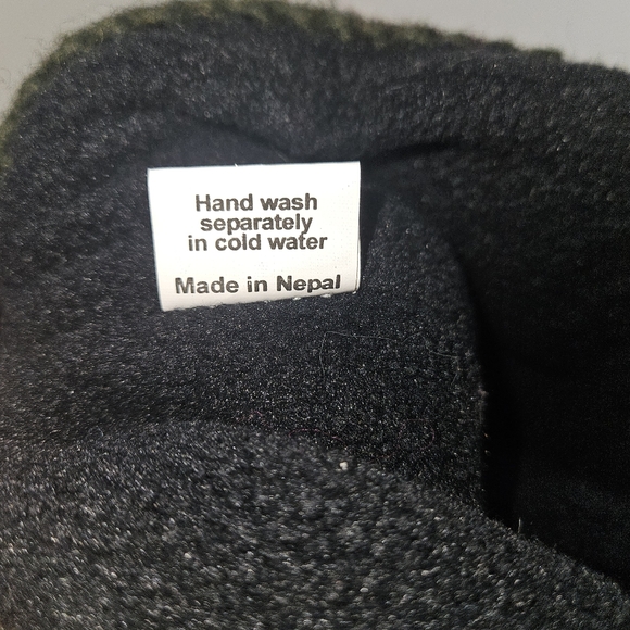 NEW Crochet Knit Felt Flowers stained glass windows beanie hat wool - Picture 8 of 14